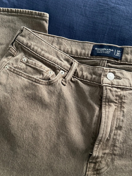 Abercrombie & Fitch Other - A&F Men's 34x30 90s Athletic Straight Jean - Light Brown Wash